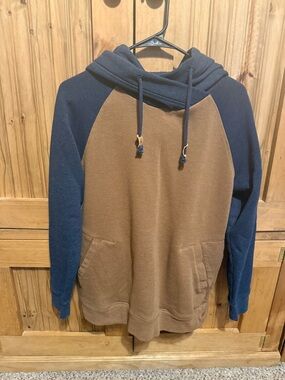 C.C Two-Tone Hooded Pullover Sweatshirt - Brown & Navy